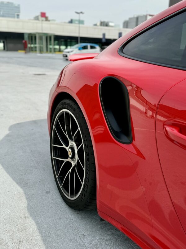 Porsche 911 Turbo S